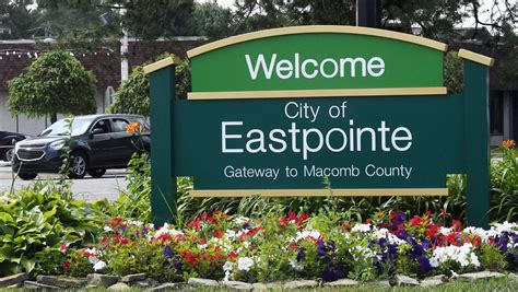 directions to eastpointe 87734° or 26° 52' 38" north